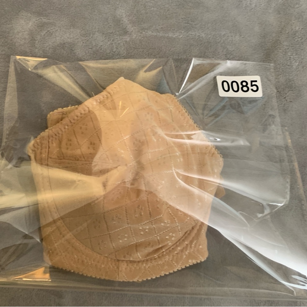 Mamia Beige Bra with Textured Pattern beige bra lightly padded 36C - Picture 10 of 10